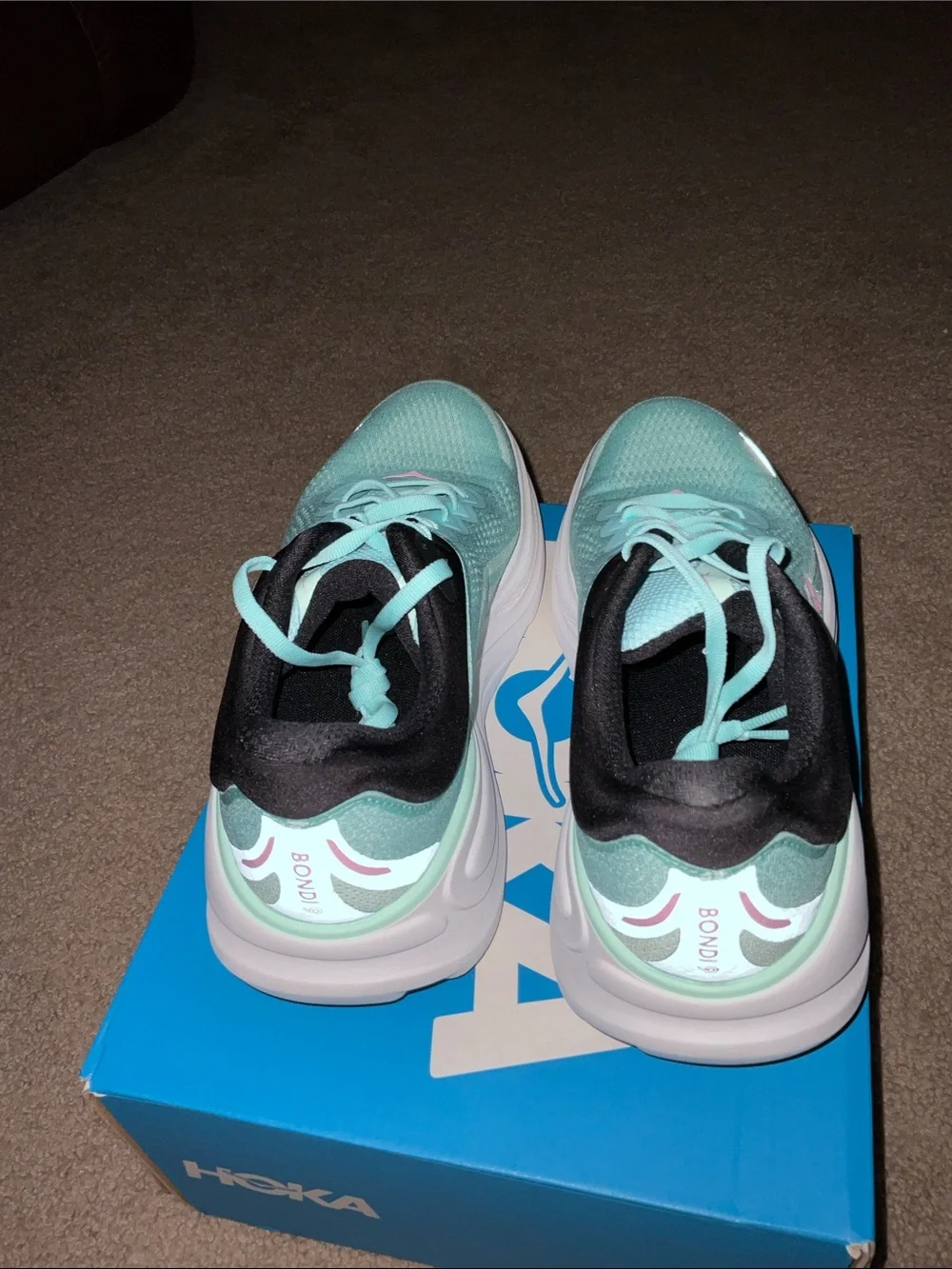 Women’s Hoka Bondi 9 size 9